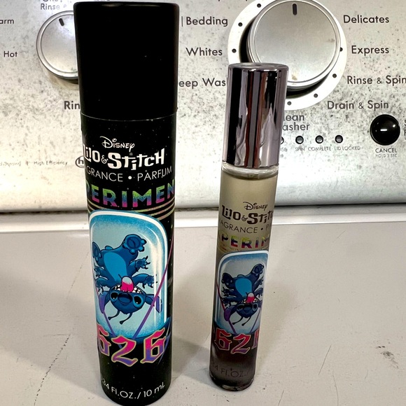 NEW Torrid Disney Stitch rollerball perfume - Picture 1 of 3